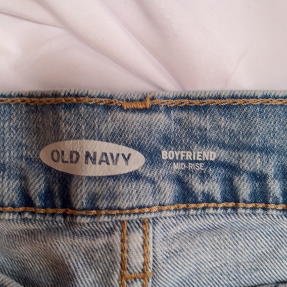 Old Navy Boyfriend Jeans - Picture 4 of 6